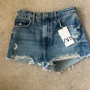 Women’s Zara cut off shorts medium blue size 36 us size 4